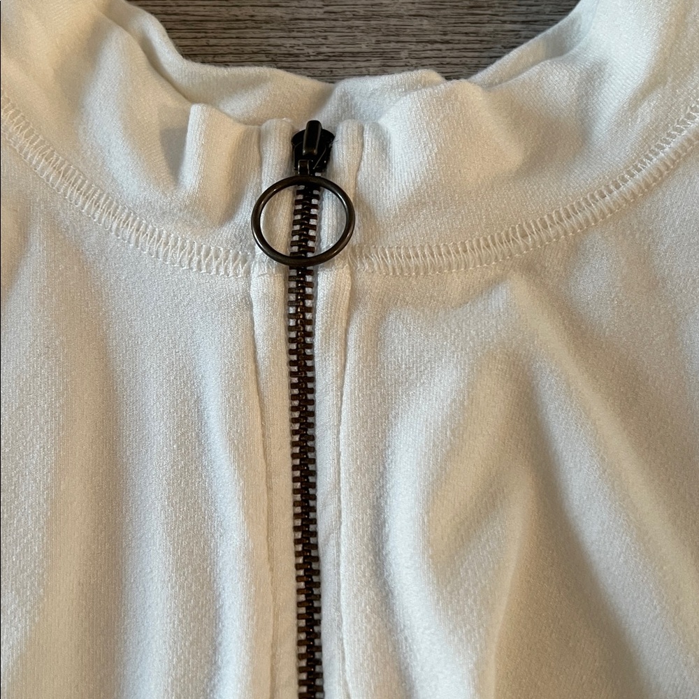 FP Flowy Tank - Picture 2 of 5